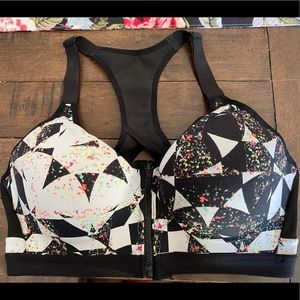 Victoria’s Secret Sports Bra 34D